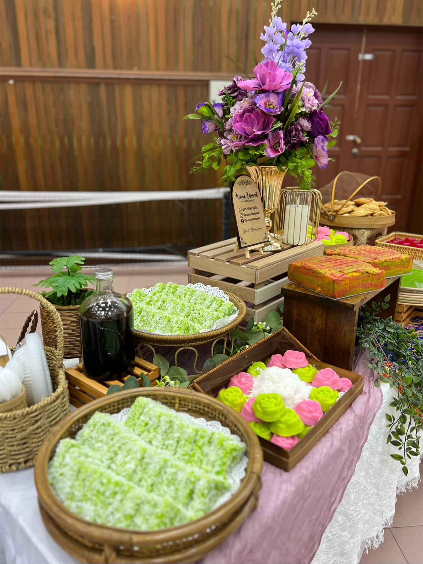 Dekorasi dan kuih untuk dessert table